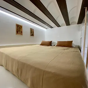 Cosy Studio In Alameda District Apartamento